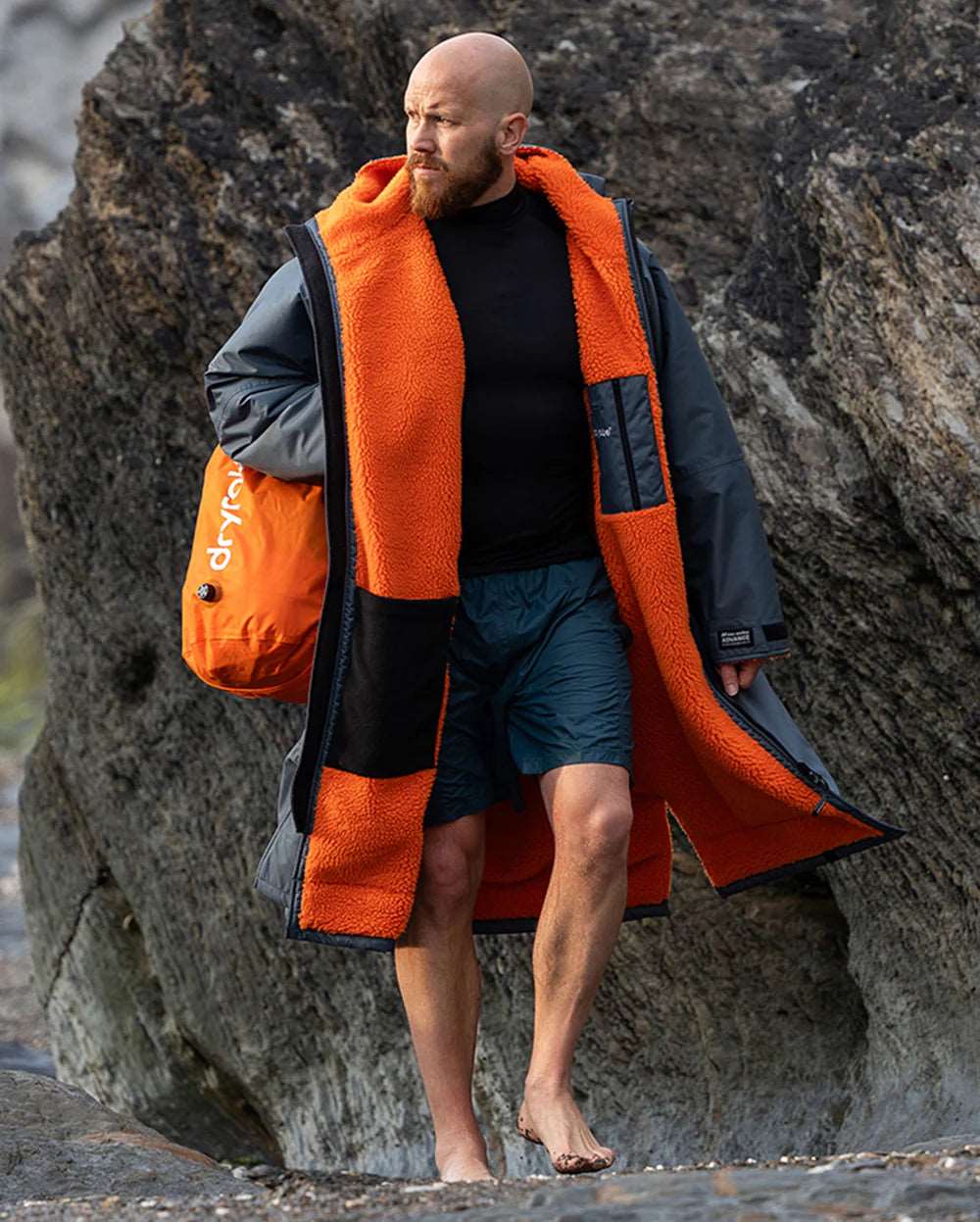 Dryrobe Advance - Dark Grey/Orange | Long Sleeve
