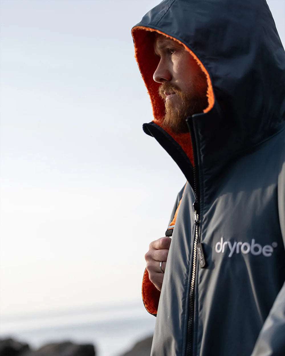 Dryrobe Advance - Dark Grey/Orange | Long Sleeve