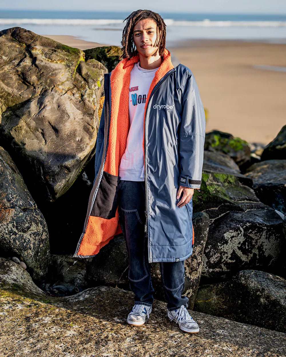 Dryrobe Advance - Dark Grey/Orange | Long Sleeve