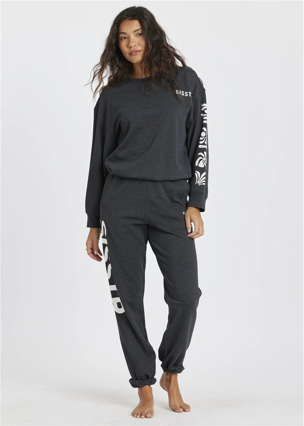 Sisstr - Happiness Awaits Long Sleeve Crew | Vintage Black